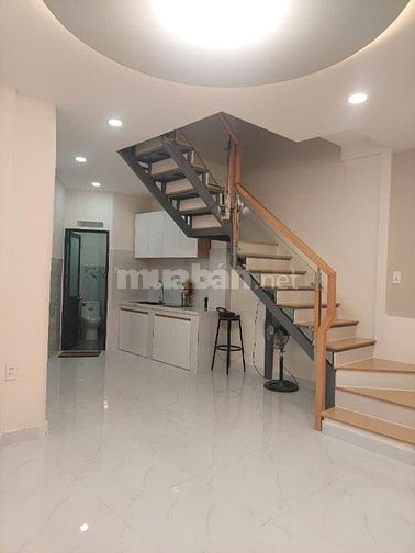 Bán nhà 3ty4 gần Võ Văn Kiệt gần chợ gần trường học gần tên lửa gần si