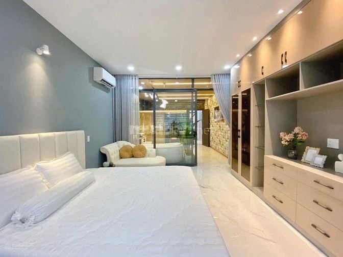 Sang nhượng nhà hẻm 1 sẹc Nguyễn Trãi, P14, Quận 5, DT 62m2