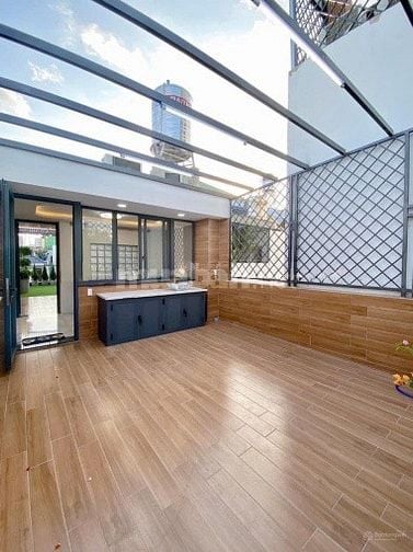 Sang nhượng nhà hẻm 1 sẹc Nguyễn Trãi, P14, Quận 5, DT 62m2