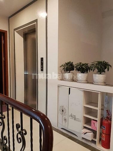 Chính chủ bán nhà tại khu biệt thự Minh Tâm, đường Cổ Linh, Long Biên