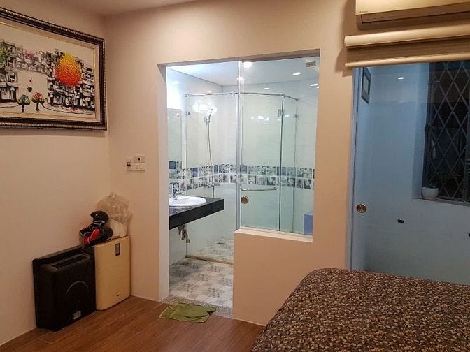 Chính chủ bán nhà tại khu biệt thự Minh Tâm, đường Cổ Linh, Long Biên