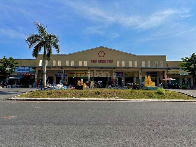 Đất mặt tiền chợ Đông Phú, 5 suất ngoại giao giá 1 tỷ 200, sổ hồng riê