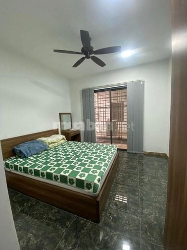Tuyệt Phẩm, Bán nhà MP Lạc Long Quân, Âu Cơ, Tây Hồ: 52m2, MT 5.5m VIP