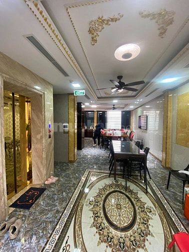 Tuyệt Phẩm, Bán nhà MP Lạc Long Quân, Âu Cơ, Tây Hồ: 52m2, MT 5.5m VIP