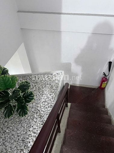 Chính chủ cho thuê hẻm xe tải Huỳnh Văn Bánh 7x18m- 2Lầu - có HHMG