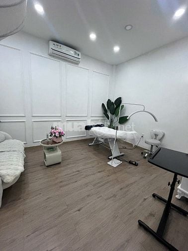 Chính chủ cho thuê hẻm xe tải Huỳnh Văn Bánh 7x18m- 2Lầu - có HHMG