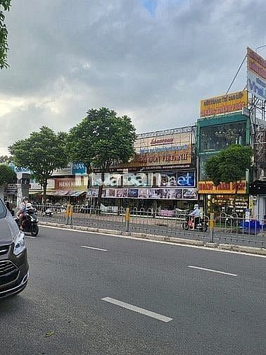 SANG NHƯỢNG LẠI MẶT BẰNG SỐ 218A ĐƯỜNG THÀNH THÁI, P.15, Q.10