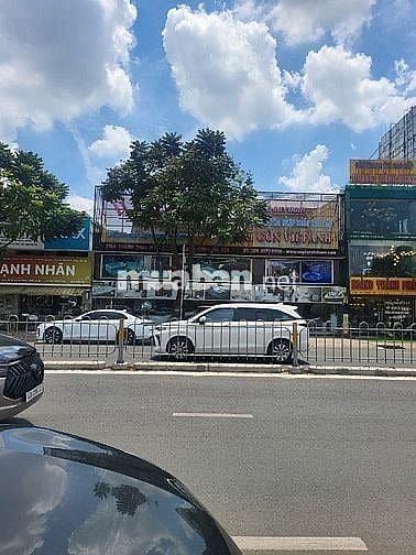 SANG NHƯỢNG LẠI MẶT BẰNG SỐ 218A ĐƯỜNG THÀNH THÁI, P.15, Q.10