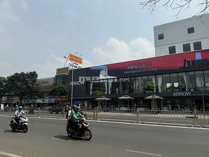 SANG NHƯỢNG LẠI MẶT BẰNG SỐ 218A ĐƯỜNG THÀNH THÁI, P.15, Q.10