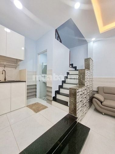 🏡 NHÀ Q7 – HUỲNH TẤN PHÁT 💰 GẦN 30m² – 3 TẦNG – 2PN – GIÁ NHỈNH 3T 