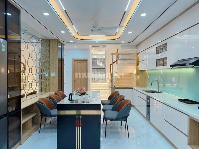 NHÀ BÌNH TÂN (4M x 19M) NGAY CẠNH KHU TÊN LỬA. CÓ THANG MÁY 450KG !!!