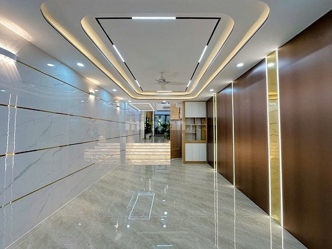 NHÀ BÌNH TÂN (4M x 19M) NGAY CẠNH KHU TÊN LỬA. CÓ THANG MÁY 450KG !!!