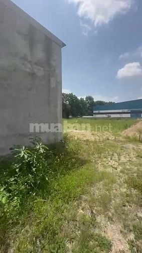 CẦN BÁN LÔ ĐẤT ĐẸP, CÓ NHÀ XƯỞNG – CỤM CÔNG NGHIỆP PHƯỜNG NAM HỒNG, HỒ