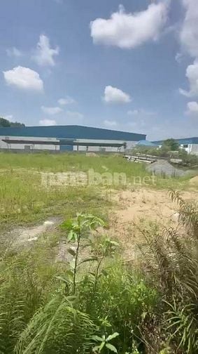 CẦN BÁN LÔ ĐẤT ĐẸP, CÓ NHÀ XƯỞNG – CỤM CÔNG NGHIỆP PHƯỜNG NAM HỒNG, HỒ