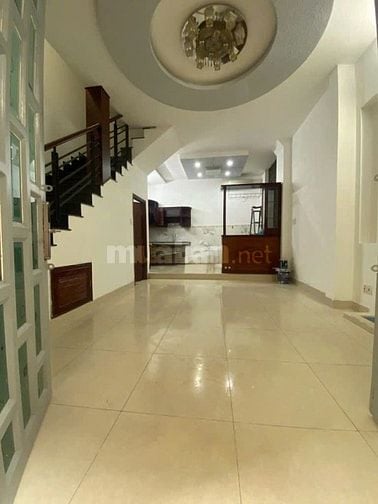 Cho thuê nhà hẻm 3m (3 gác) Nam Kỳ Khởi Nghĩa, P.V.T.Sáu, Q.3 giá 20tr
