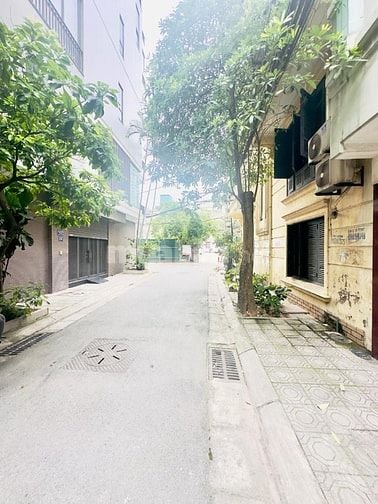 Bán nhà phân lô ngõ 61 Lạc Trung, ngõ ô tô tránh, có vỉa hè, 90m2, 4 t