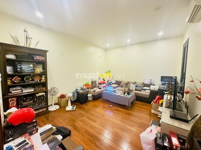 Bán nhà phân lô ngõ 61 Lạc Trung, ngõ ô tô tránh, có vỉa hè, 90m2, 4 t