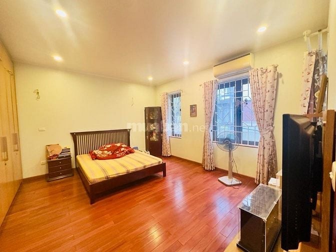 Bán nhà phân lô ngõ 61 Lạc Trung, ngõ ô tô tránh, có vỉa hè, 90m2, 4 t