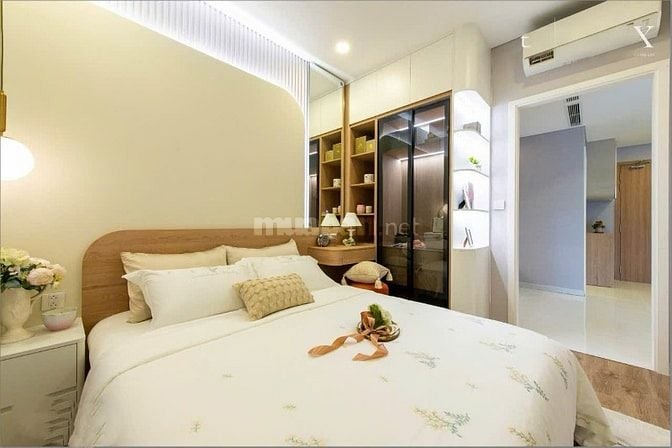 Gần Sân Bay Tân Sơn Nhất 1 Tỷ 92 ( 60m2) TT 50% ở liền,SHR,View Hồ Bơi