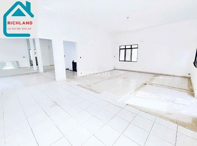 Cho Thuê Biệt Thự GÓC 2MT 01 Trần Văn Sắc, PThảo Điền,Q2_ DT:20m x 26m