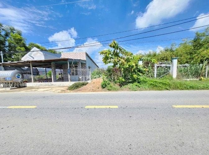 Lô đất ngay mặt tiền đường Ba Sa, Củ Chi. Đường nhựa 10m, giá 610Tr