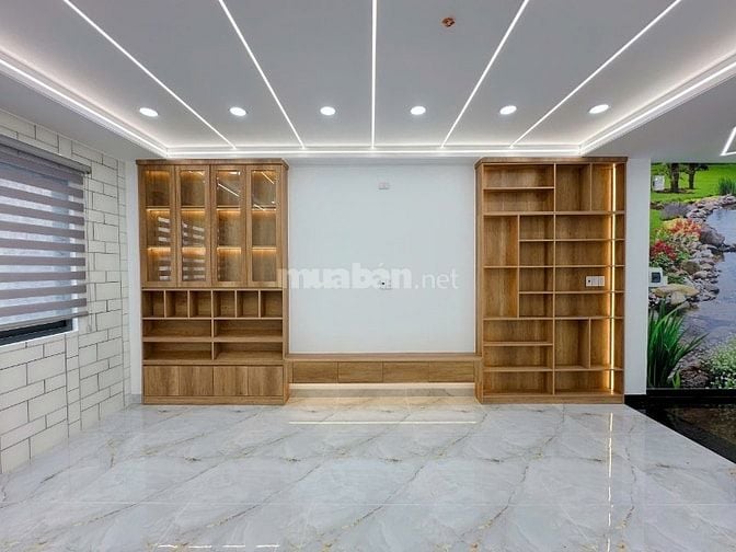NHÀ BÌNH TÂN (4M x 20M) NGAY CẠNH KHU TÊN LỬA. CÓ THANG MÁY 450KG !!!