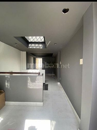 Cho thuê nhà hẻm 2.5m (XM) Vạn Kiếp, P.3, Q.Bình Thạnh, giá 20.5tr