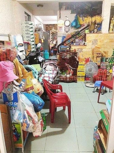 Bán Nhà tạp hóa 750trieu ngay Chợ Bình Chánh, đang cho thuê 8tr/thang
