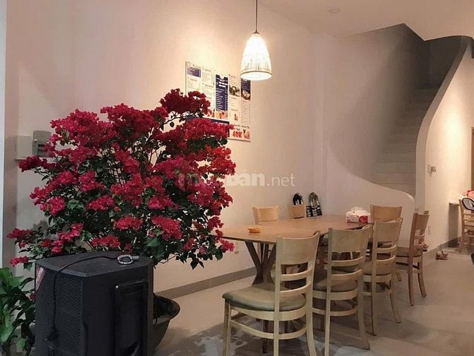 Nhà đường số , Phường Tân Tạo, Quận Bình Tân, giá thuê 20 triệu/tháng