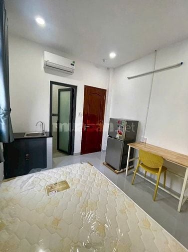 🌈 Bán CHDV 4Lầu DT Lớn Đường Nguyễn Văn Đậu, P7, Quận - BT