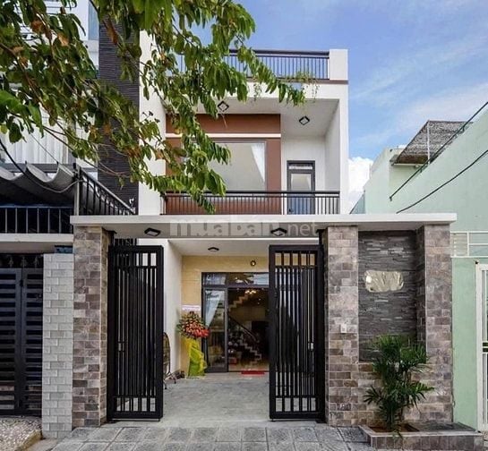 Hiện bên em có vài căn nhà Bình Chánh từ 500tr đến 1tỷ cần bán.