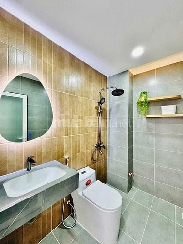 Kẹt tiền kinh doanh bán nhanh thu vốn nhà Nhiu Tâm P5 Quận 5