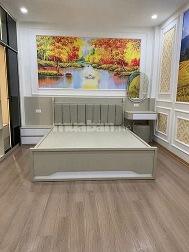 LÔ GÓC 2 THOÁNG ,NGÕ NÔNG RỘNG , BA GÁC ĐỖ CỬA 42M2 5TẦNG KHƯƠNG ĐÌNH.