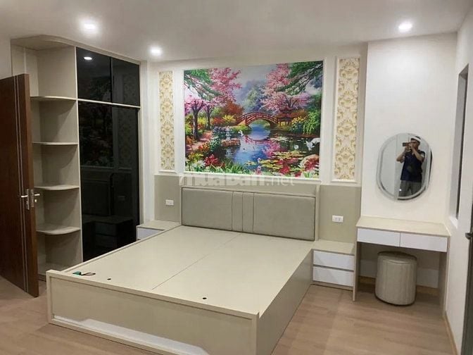 LÔ GÓC 2 THOÁNG ,NGÕ NÔNG RỘNG , BA GÁC ĐỖ CỬA 42M2 5TẦNG KHƯƠNG ĐÌNH.