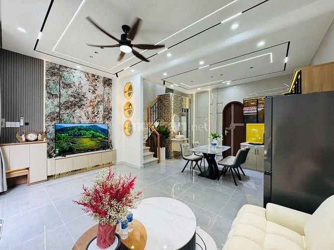 Siêu phẩm nhà ngang 5,2m 1ty780 đường Nguyễn Đình Chính, Phú Nhuận