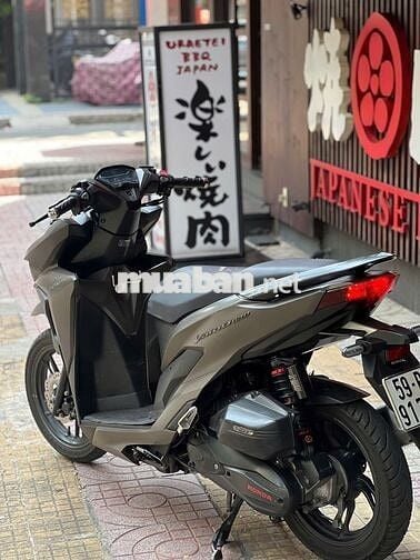 Kẹt tiền cần ra đi gấp Vario 150. Xe chạy kỹ.