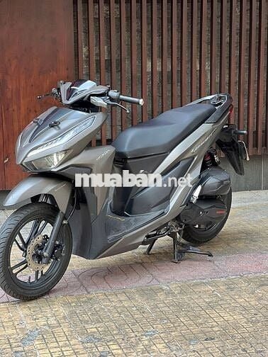Kẹt tiền cần ra đi gấp Vario 150. Xe chạy kỹ.