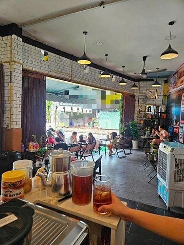 Sang góc Cà phê HXH Tân Sơn Nhì - 130 Triệu