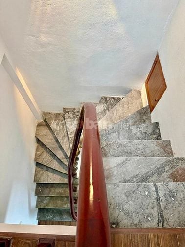 Nhà Đẹp Gần Đường Nguyễn Đức Cảnh, Hoàng Mai 23/27m, 5 tầng,  5.95 tỷ