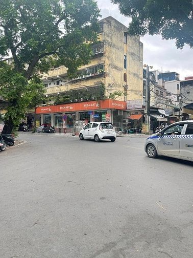 Duy nhất 1 căn!!! phố Lê Quý Đôn, Dt 38m2, 4t, mt 7m, ô tô đỗ cửa.