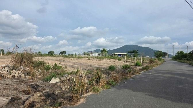 Cần bán lô đất 750m2 thành phố Phú Mỹ, BRVT ngay gần nút cao tốc 