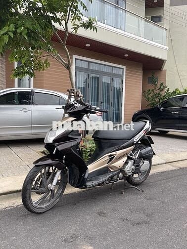 Suzuki Hayate LX 125 GP êm nhẹ 4tr5