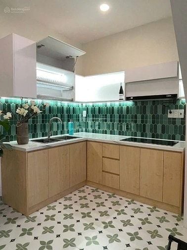 CẦN BÁN NHÀ GIÁ RẺ THÀNH THÁI Q.10-THÀNH THÁI 6 tỷ- 2 tầng-3 PN- BTCT 