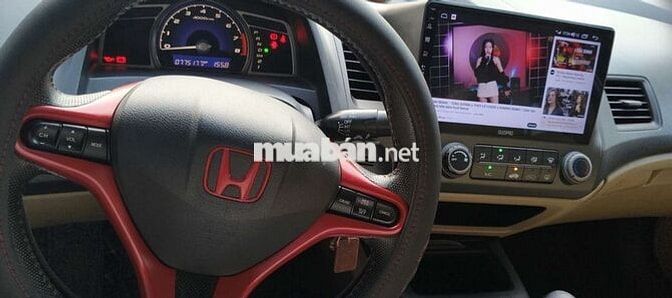 Honda civic số tự động bán hoặc cho thuê