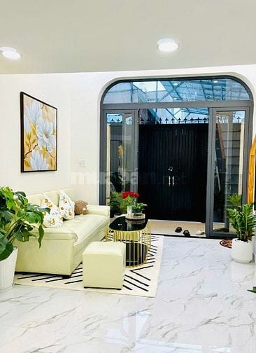 Sổ hồng chính chủ nhà mới hoàn công đầy đủ