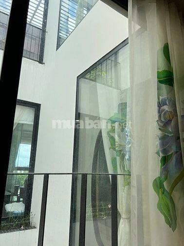 Bán Tòa nhà 1H7T đường Nguyễn Thanh Sơn-DT 7x16m - Giá 48 tỷ