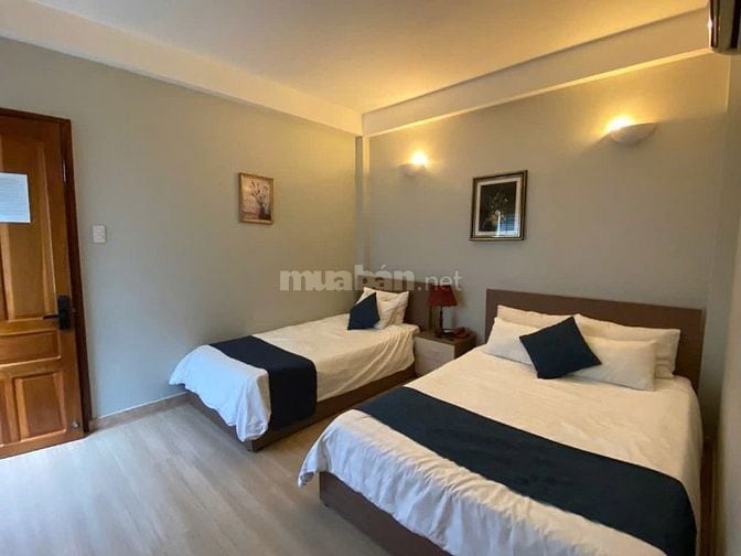 33 Bùi Viện, 6 tầng thang máy, 4x17m, HĐT 80tr/tháng