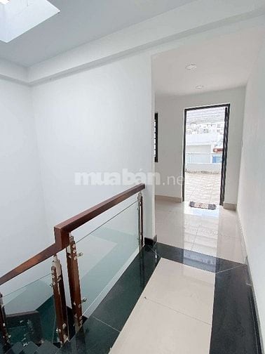 Siêu Phẩm Hẻm Nhựa Phan Xích Long Phú Nhuận - 5 Tầng Mới Cóng Ở Liền