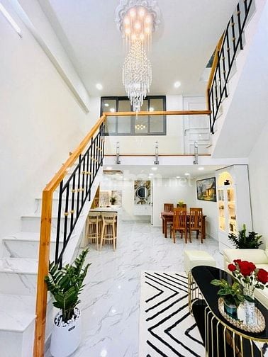 Sổ hồng chính chủ nhà mới hoàn công đầy đủ