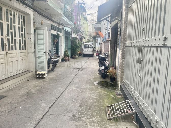 HỒNG LẠC, Nhỉnh 5Tỷ, 57m2, HXH, Ô tô ngủ trong nhà, P.10 TÂN BÌNH.